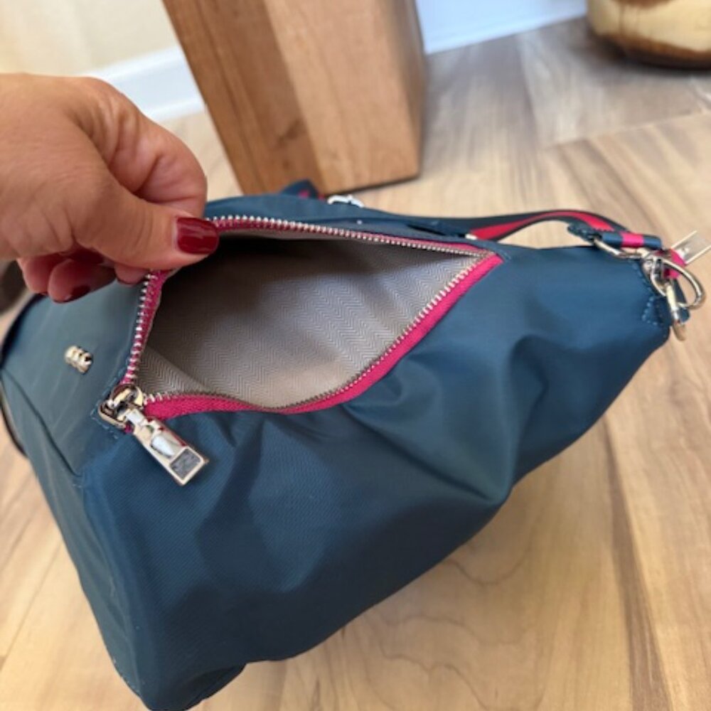 Pretty Simple NINA NYLON ORGANIZER TOTE BAG NWT - Picture 4 of 12